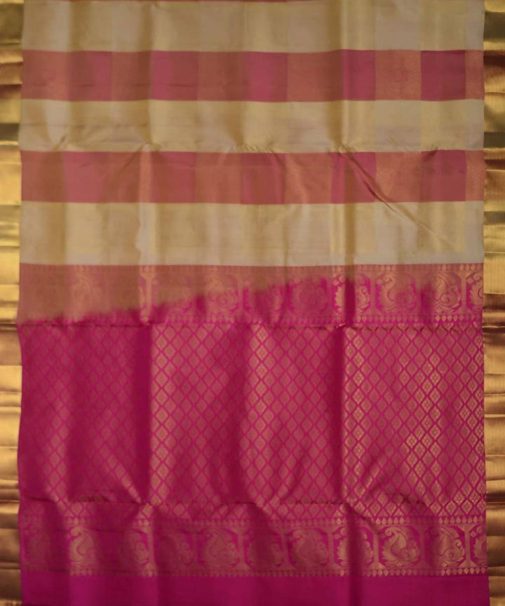 Sandal Rani Pink Handloom Soft Silk Saree