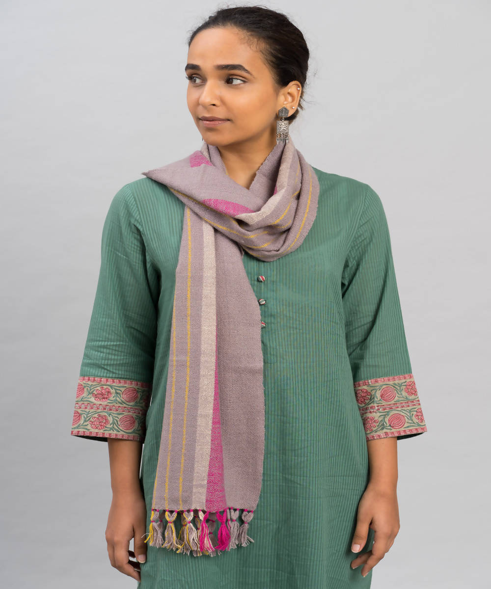 Lilac handwoven panchachuli wool pashmina scarf
