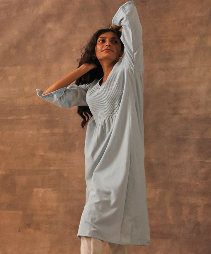 Rangsutra liana powder blue pintuck kurta