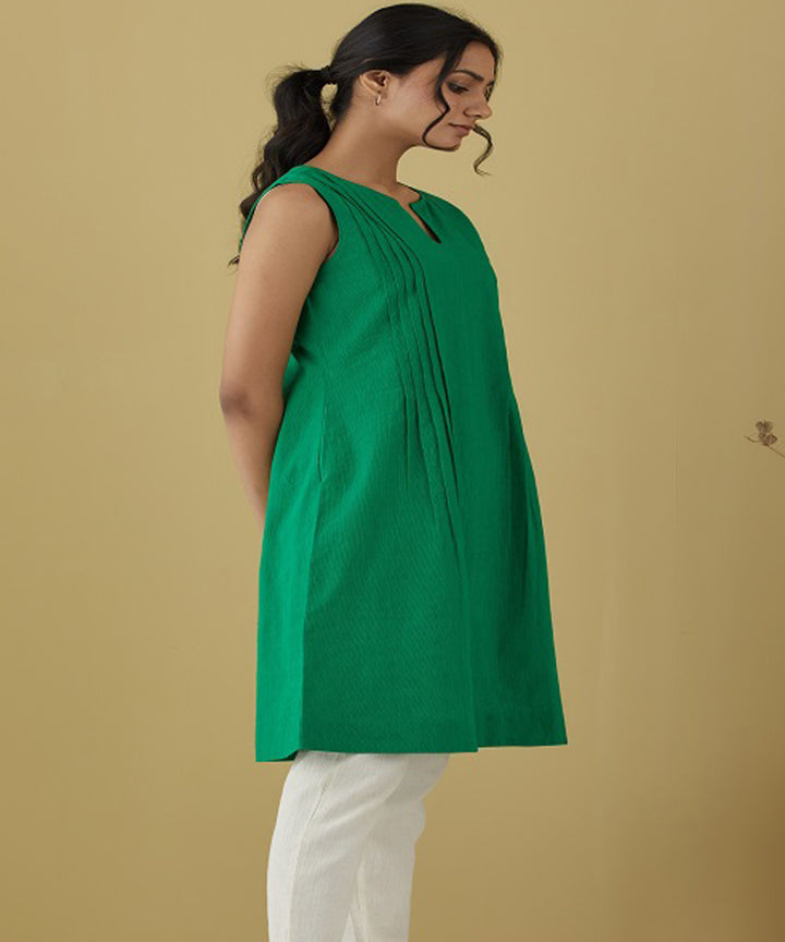 Rangsutra rené green striped sleeveless kurta