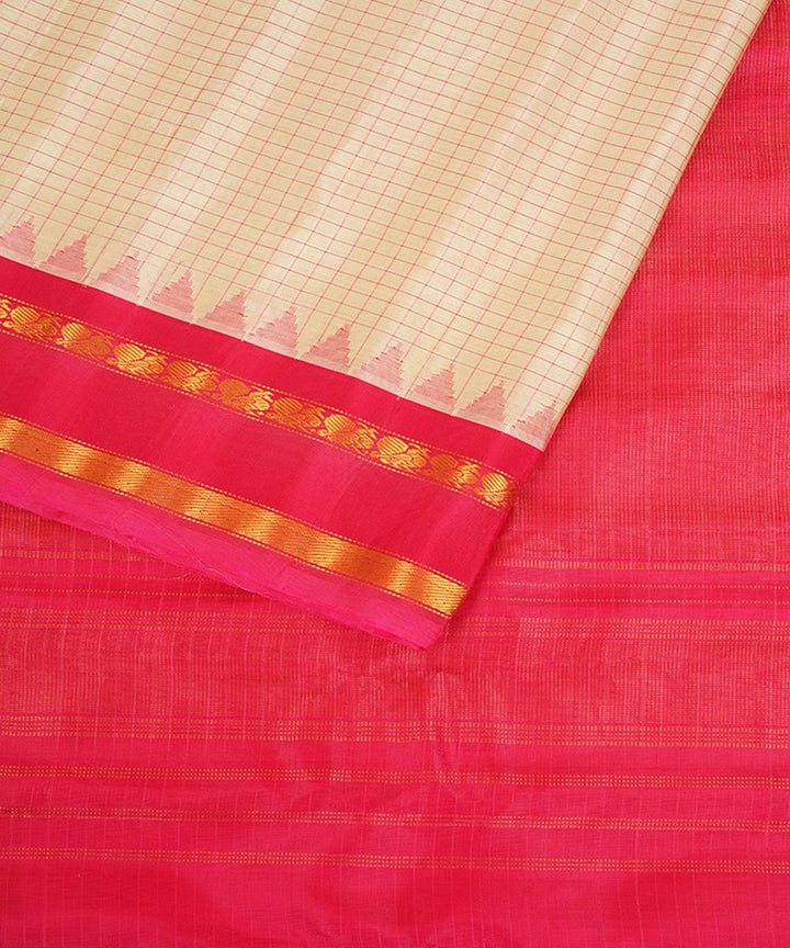 White red silk handwoven gadwal saree