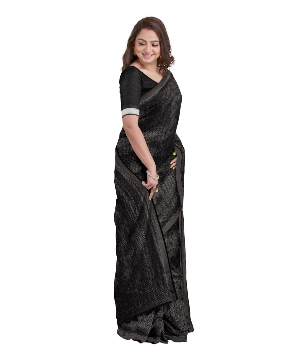 Black silk handloom garad saree