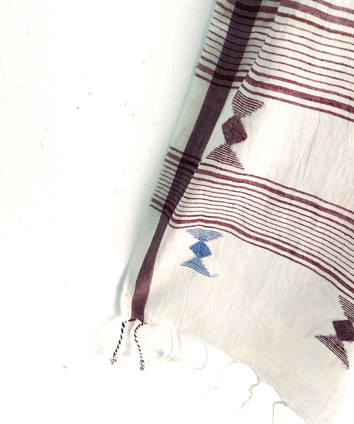 White handloom cotton jamdani stole