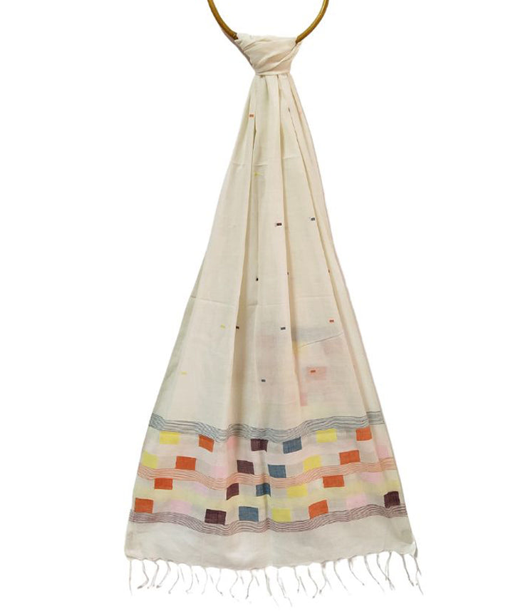 White cotton handloom jamdani stole