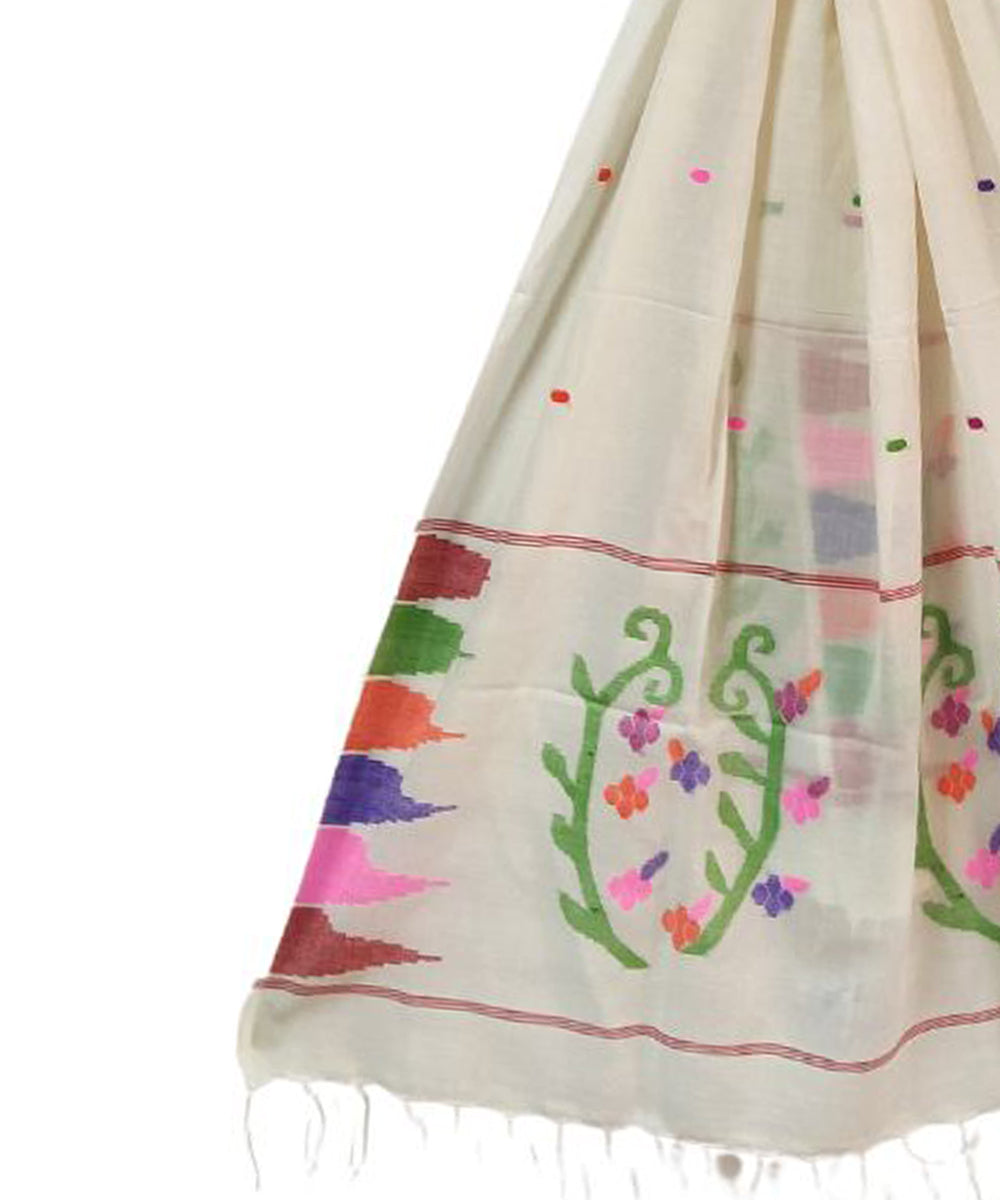 White cotton handwoven jamdani stole