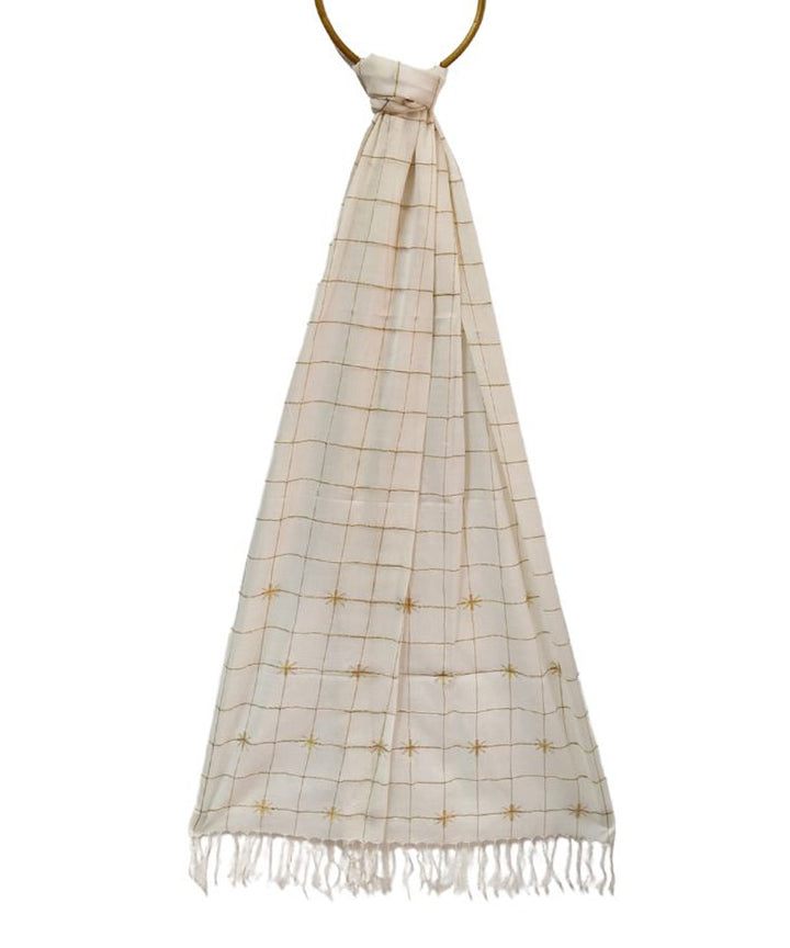 White handloom jamdani cotton stole