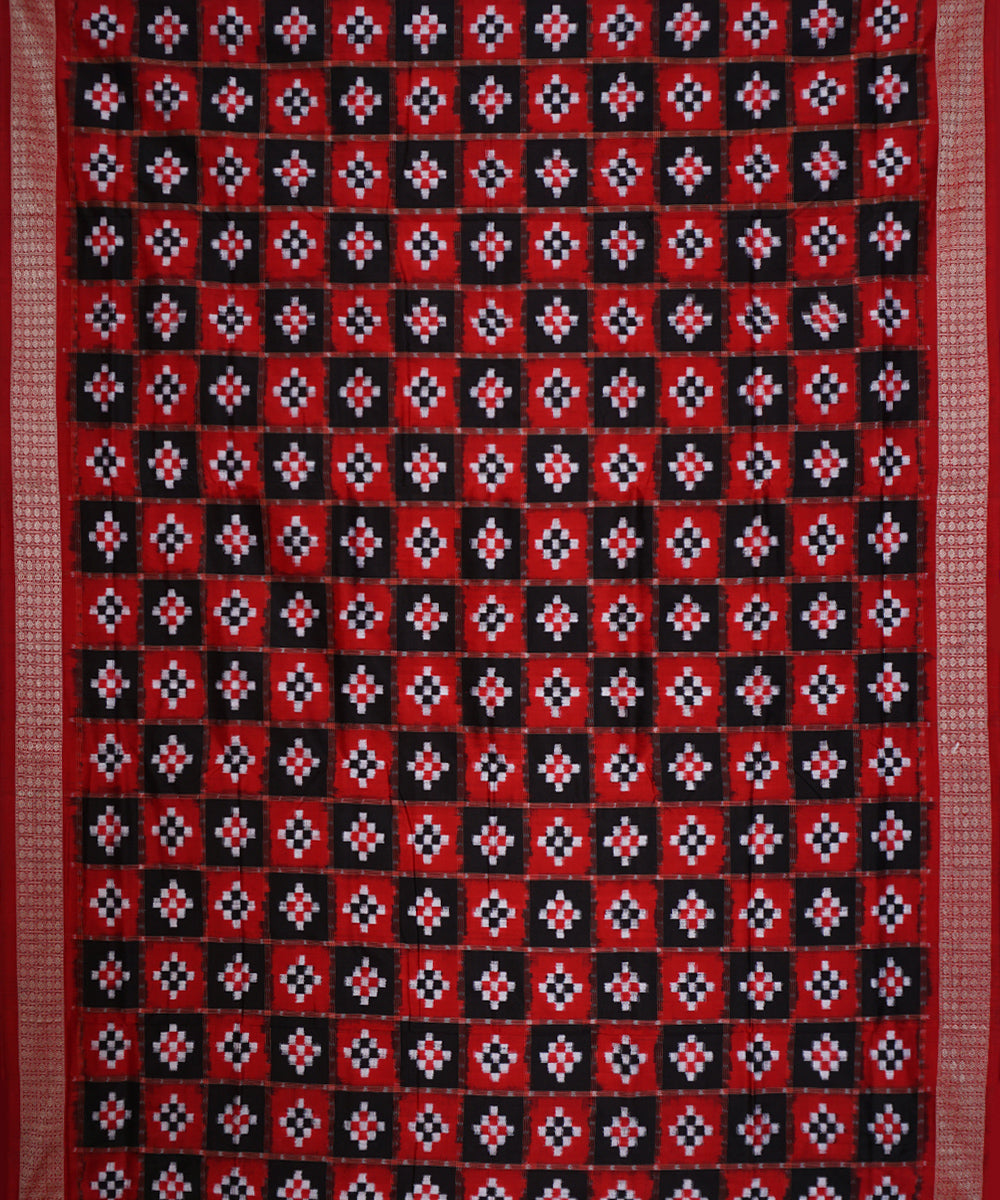 Black red silk handwoven pasapalli saree