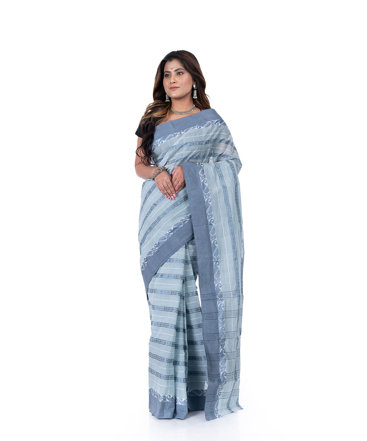 Grey handwoven shantipuri cotton saree