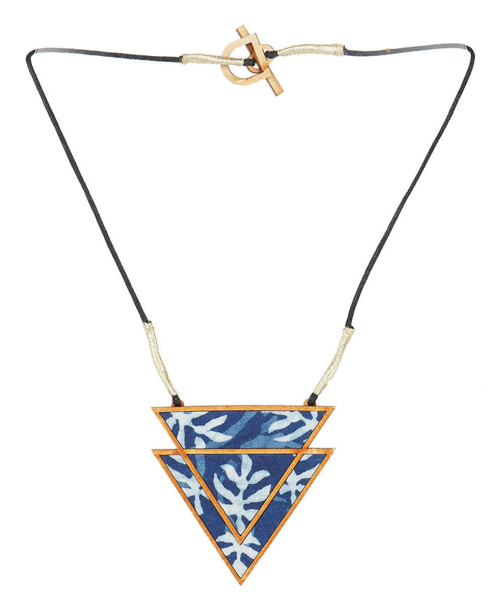 Indigo mdf triangular handcrafted necklace