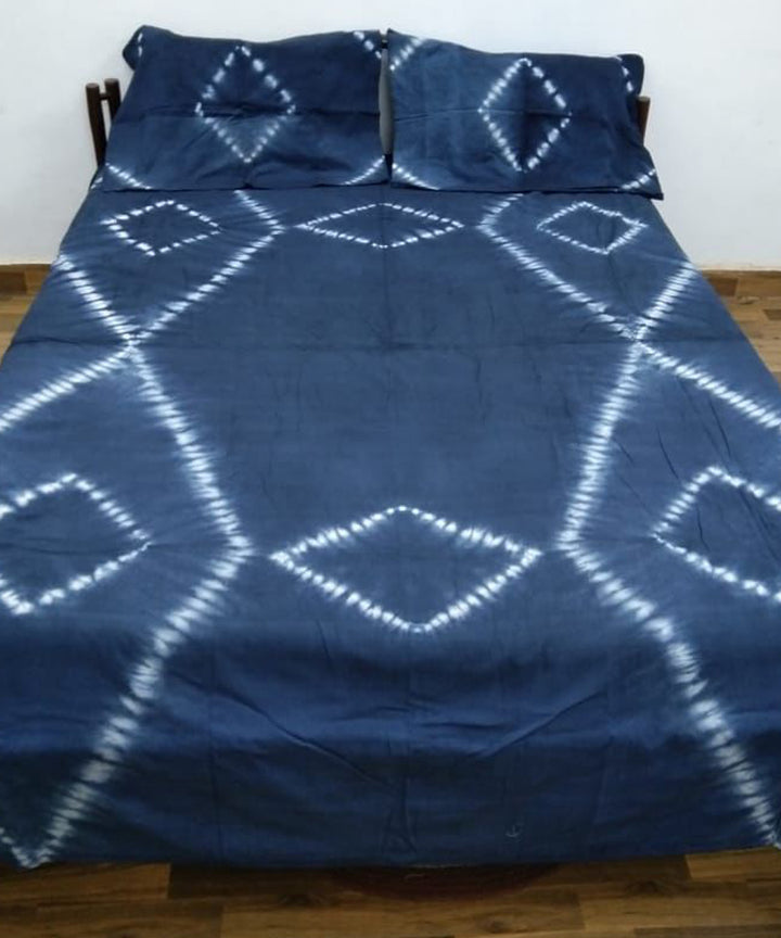 Blue hand crafted tie dye cotton double bedsheet