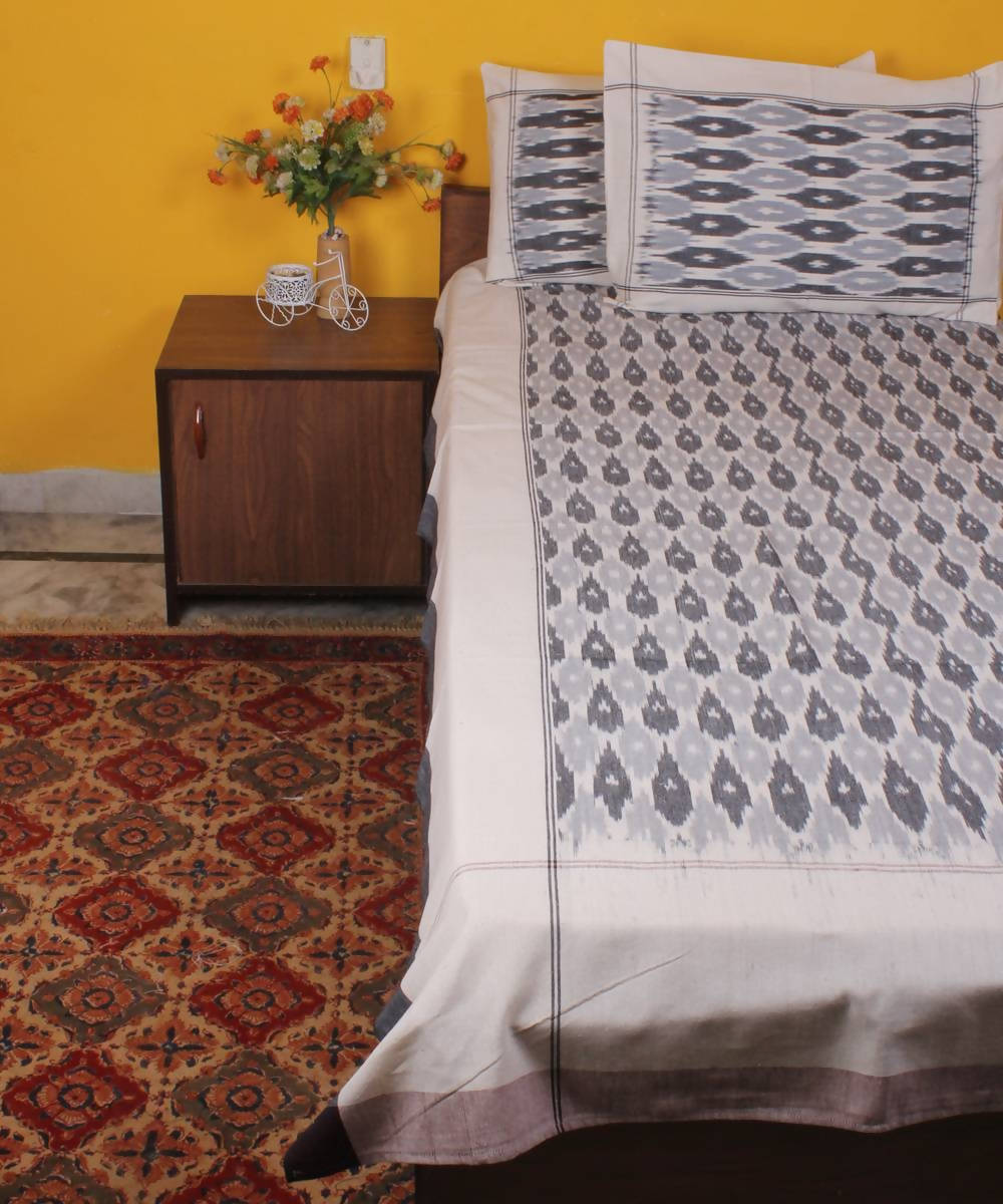 Handloom Ikkat Double Cot Cotton Bedsheet