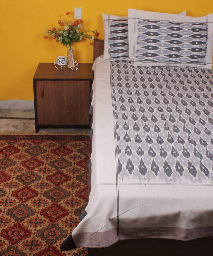 Handloom Ikkat Double Cot Cotton Bedsheet