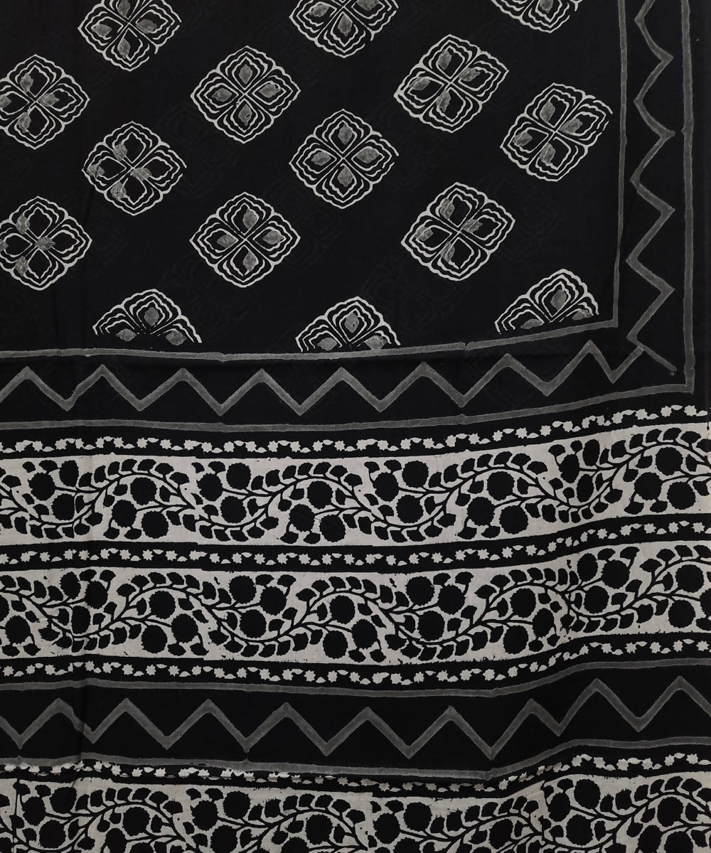 Black handblock printed floral combined pattern mul cotton saree