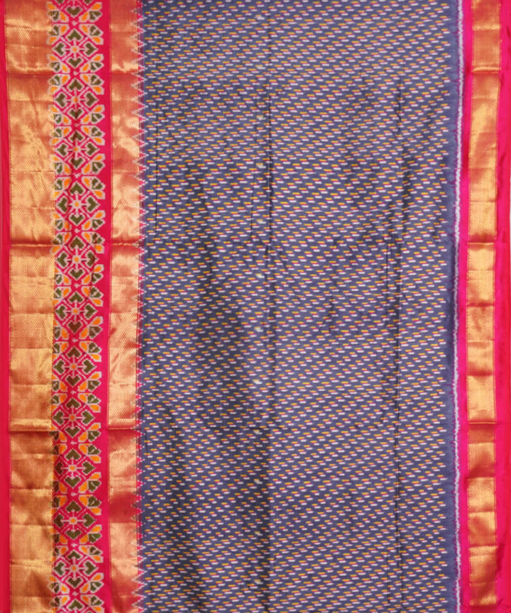 Grey pink silk handloom pochampally ikat saree