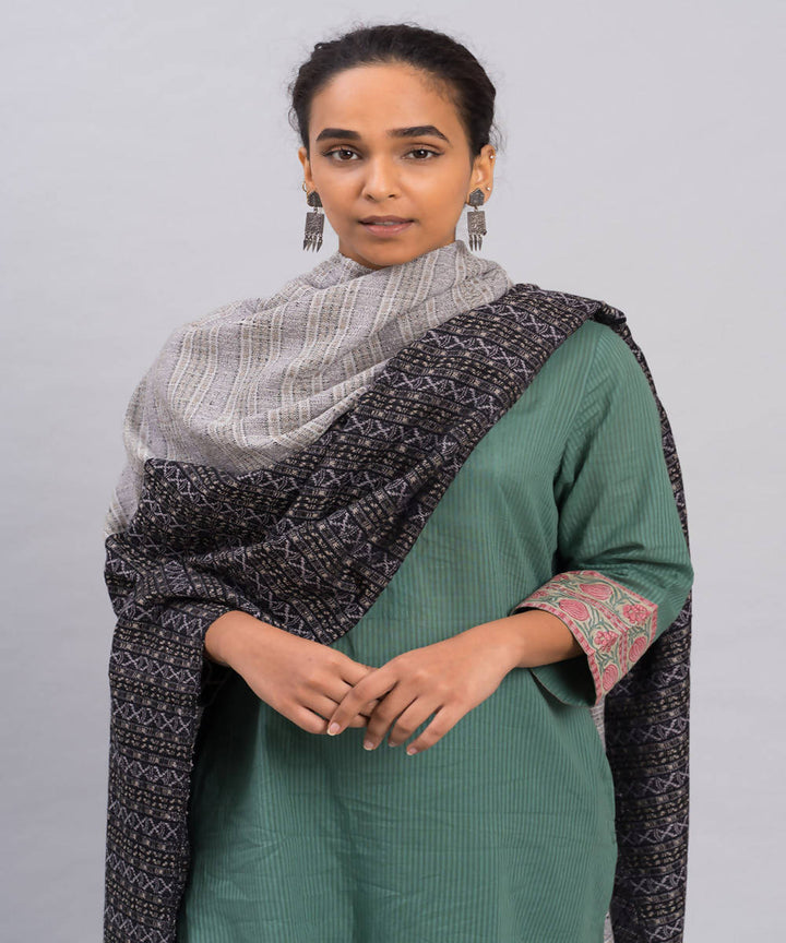 Pink handwoven panchachuli wool lambswool shawl