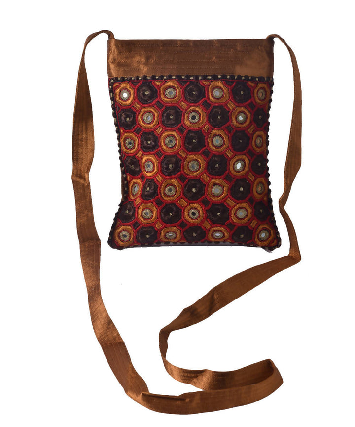 Brown hand embroidery mashroo cross body bag