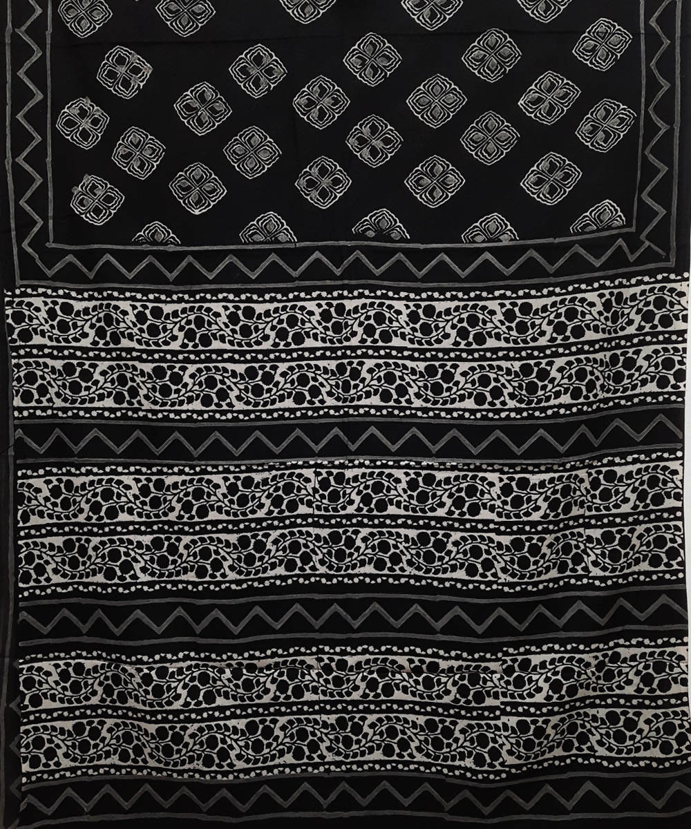 Black handblock printed floral combined pattern mul cotton saree