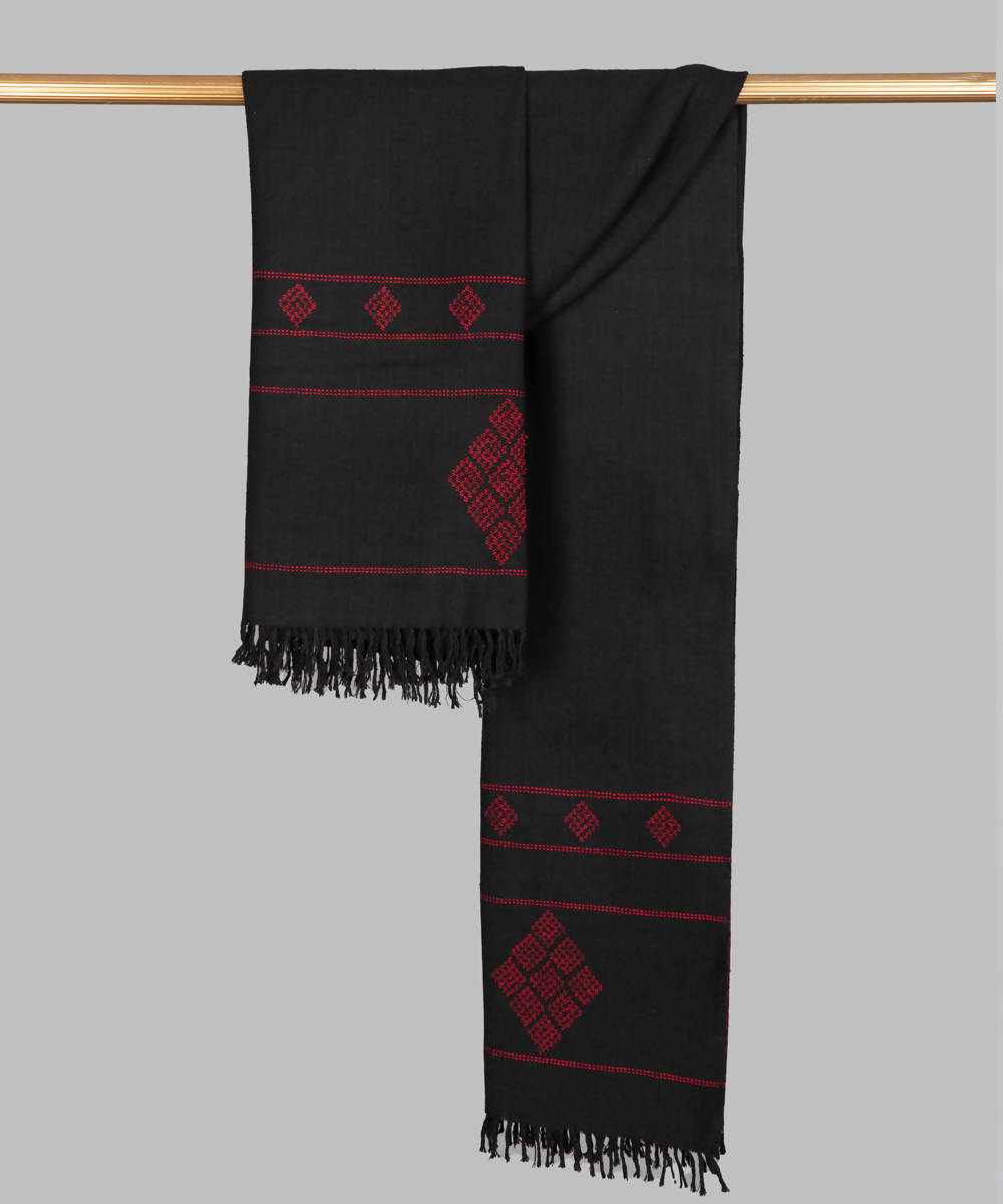 Black red handwoven panchachuli wool mernotops shawl