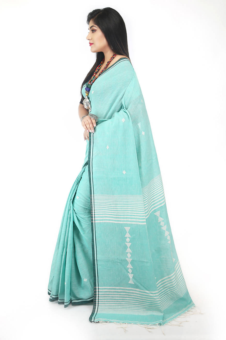 Handloom bengal sky blue cotton jamdani saree